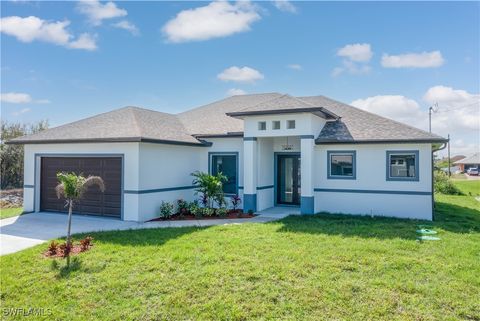 Single Family Residence in Lehigh Acres FL 1254 Nimitz Boulevard 22.jpg