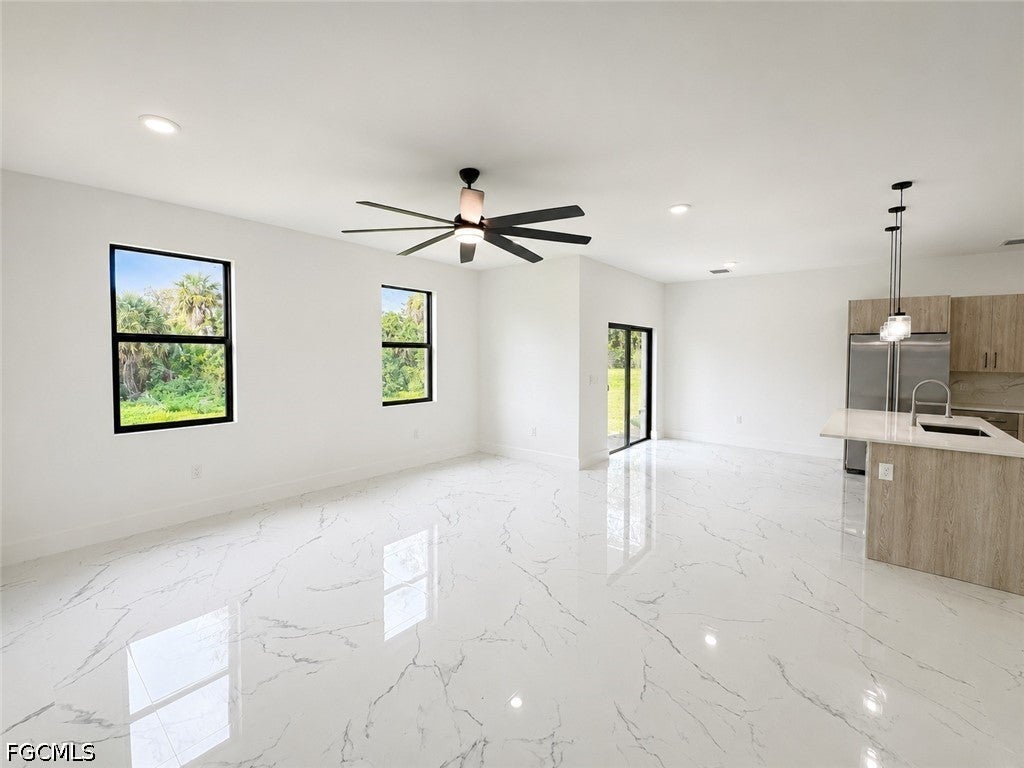 621 Greenbriar Blvd, Lehigh Acres, FL 33972 photo