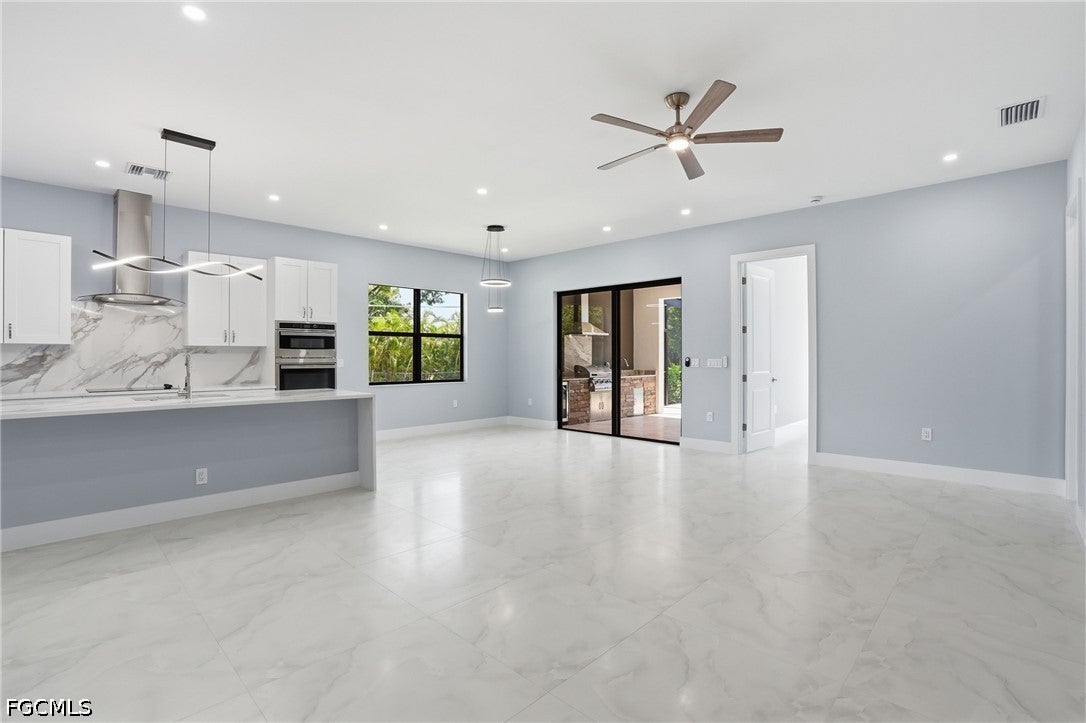27659 Franklin St, Bonita Springs, FL 34134 photo