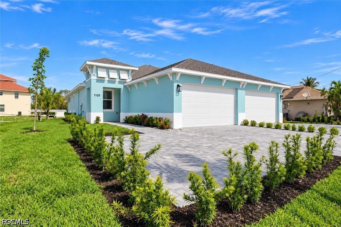1105 SE 38 St, Cape Coral, FL 33904 photo