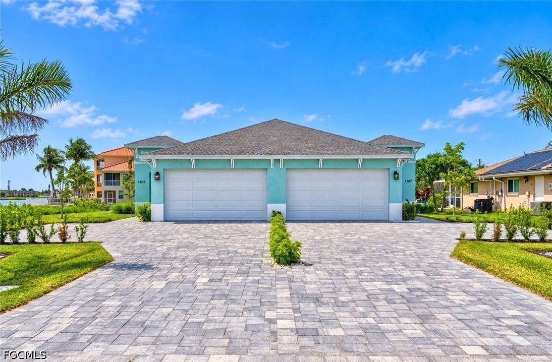 1105 SE 38 St, Cape Coral, FL 33904 photo