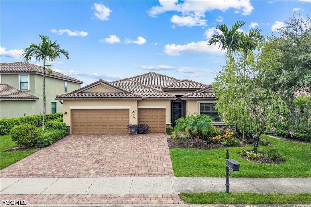 20377 Black Tree Ln, Estero, FL 33928 photo