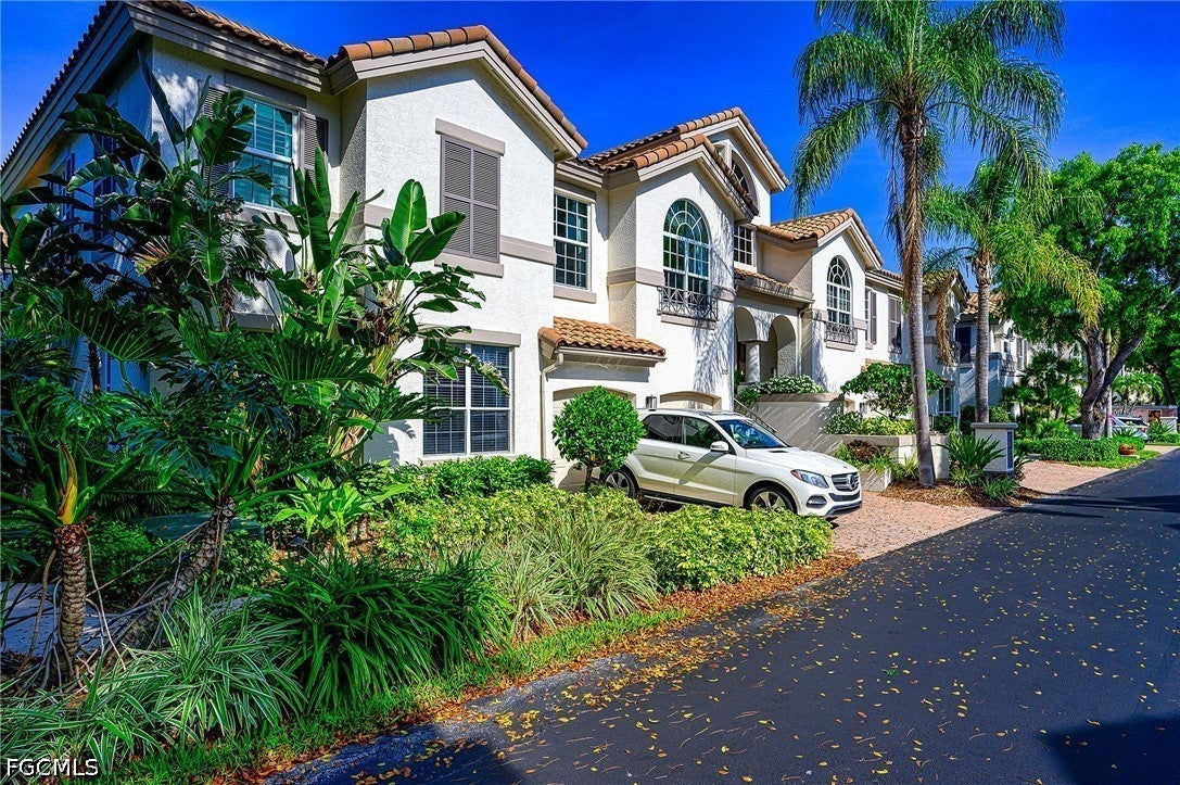 133 Colonade Cir, Naples, FL 34103 photo