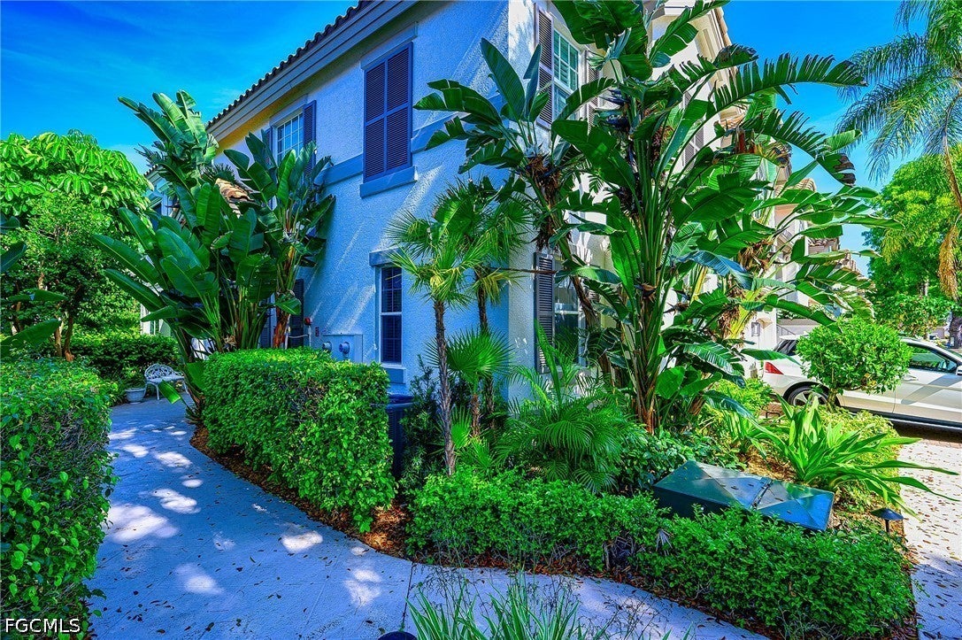 133 Colonade Cir, Naples, FL 34103 photo