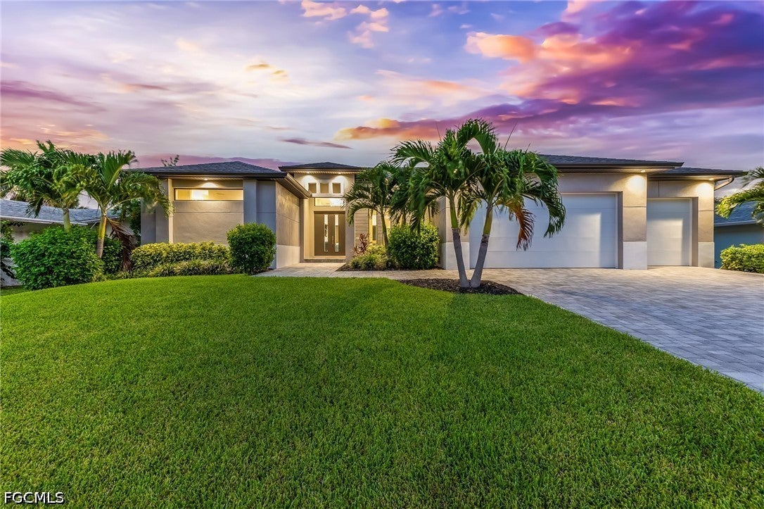 154 49 St, Cape Coral, FL 33914