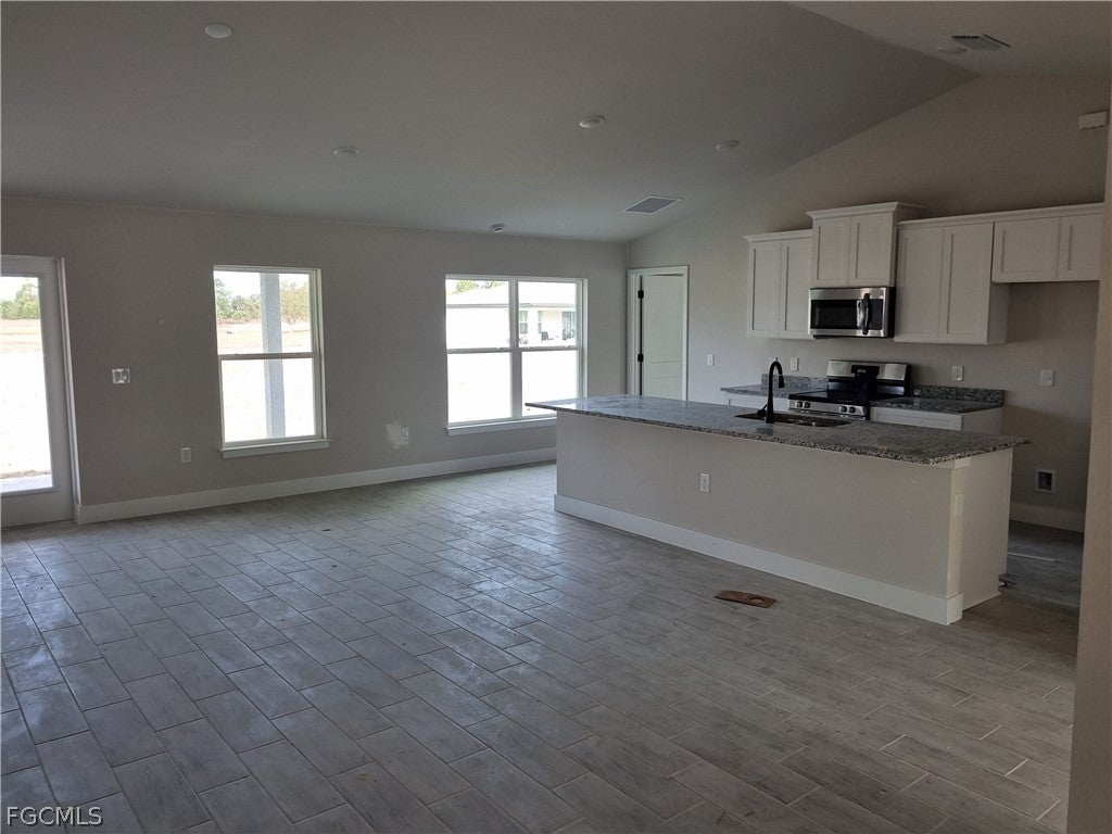 4354 NW 34 Ave, Cape Coral, FL 33993 photo