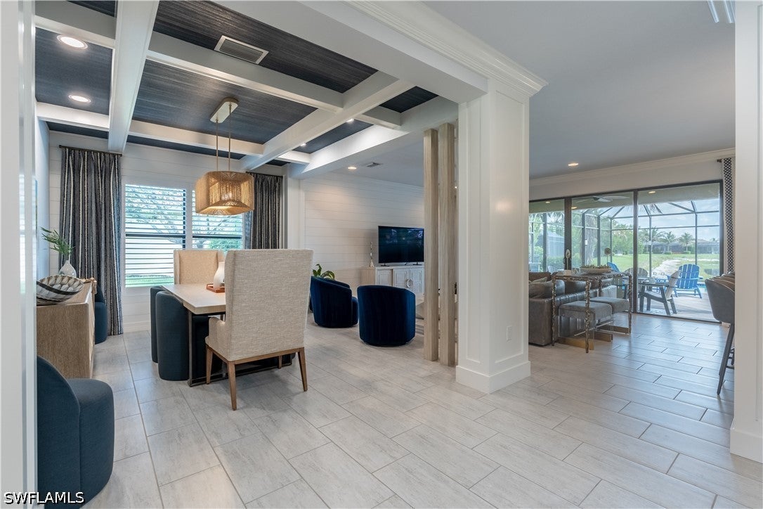 4347 Aurora St, Naples, FL 34119