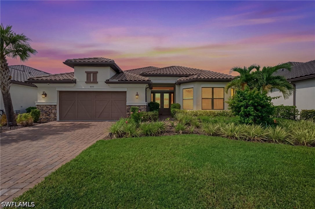 8333 Promoso Ct, Naples, FL 34114