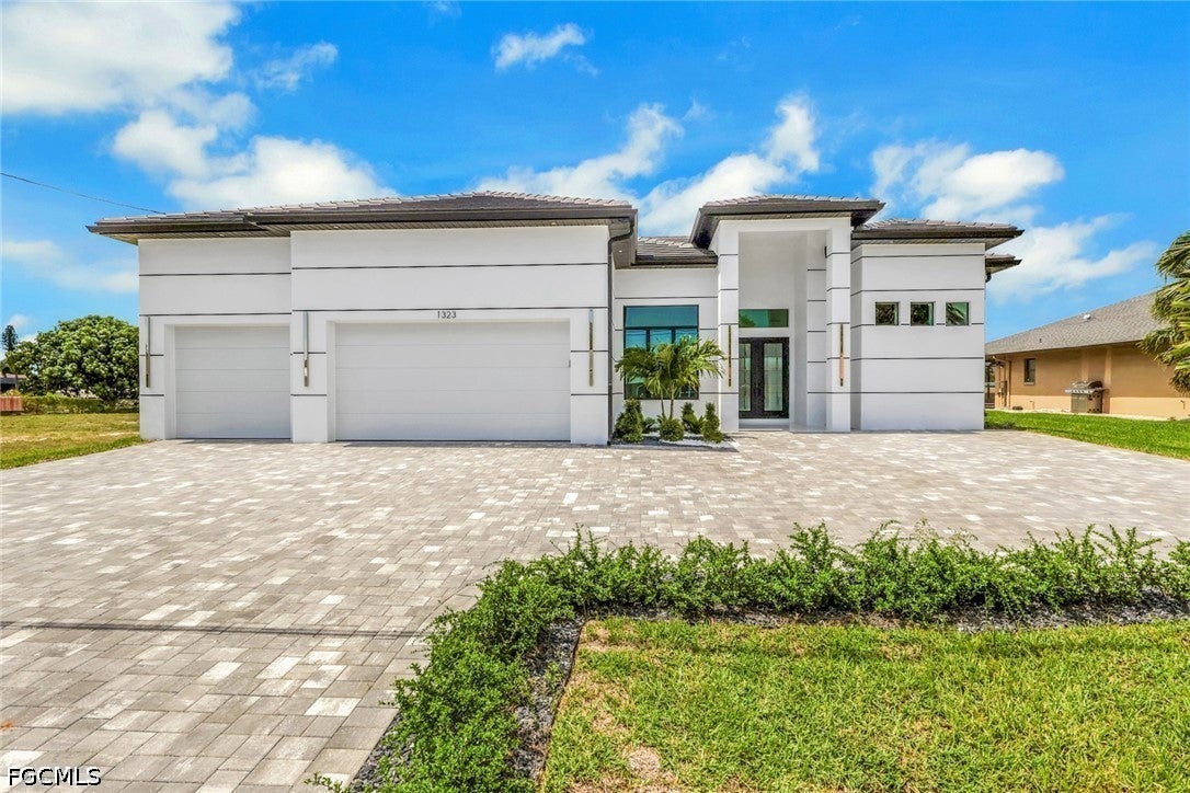 1323 SE 17 St, Cape Coral, FL 33990 photo
