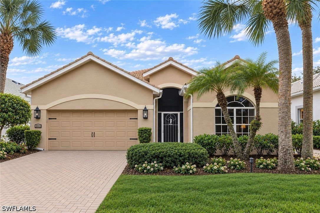 3603 Grand Cypress Dr, Naples, FL 34119