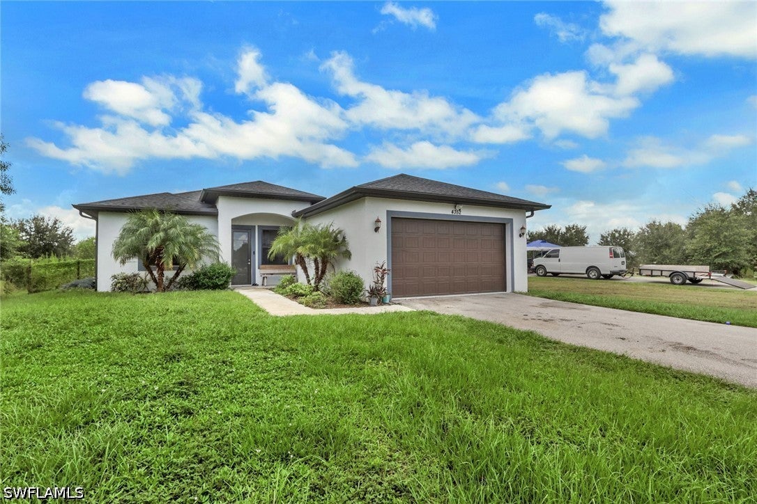 4352 24 Ave, Naples, FL 34120