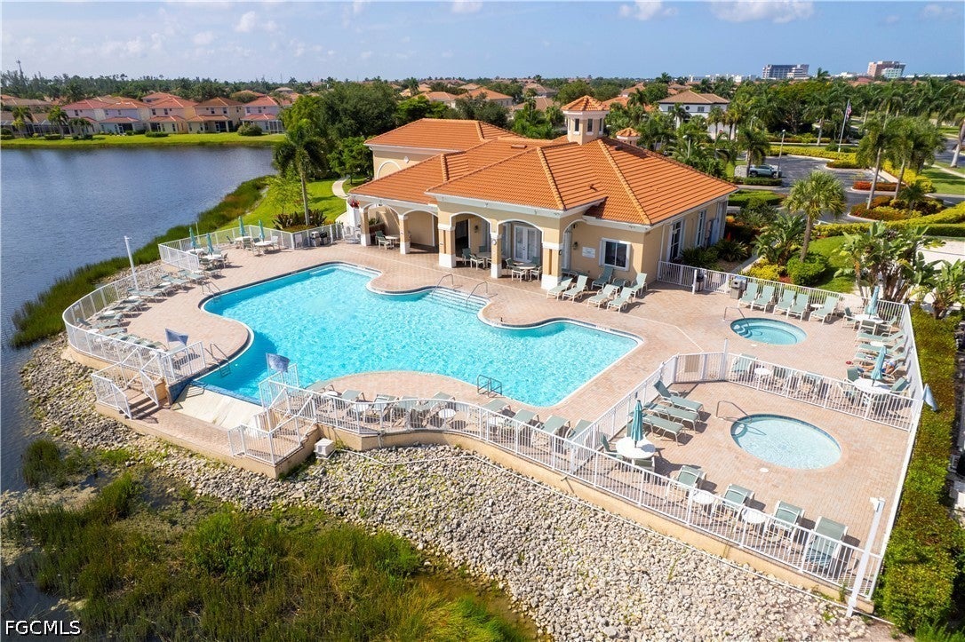8995 Spring Mountain Way, Fort Myers, FL 33908 photo