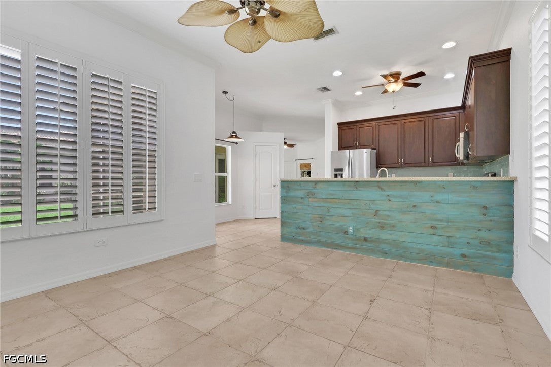 8995 Spring Mountain Way, Fort Myers, FL 33908 photo