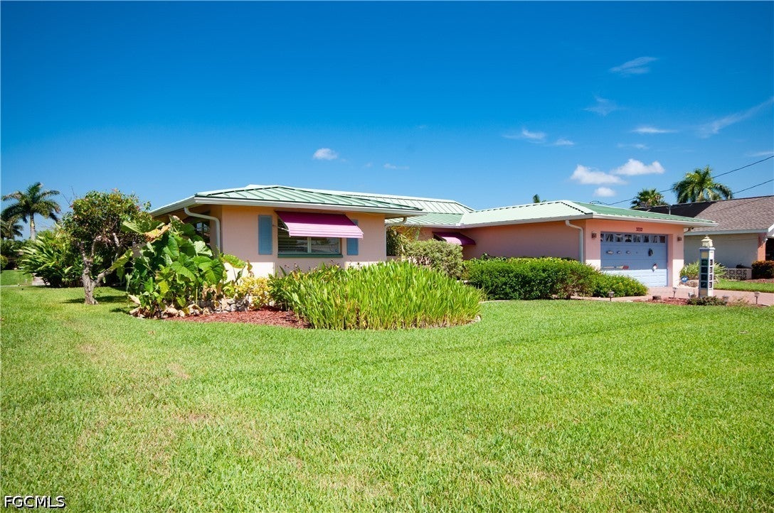 3332 SE 19 Ave, Cape Coral, FL 33904 photo