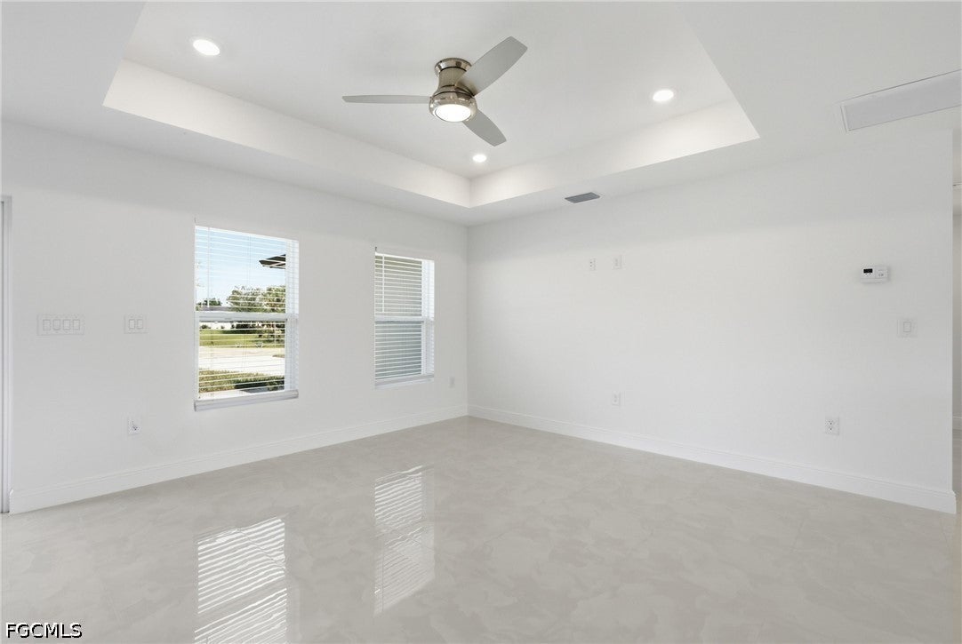 645 Whitmore Loop, Lehigh Acres, FL 33972 photo