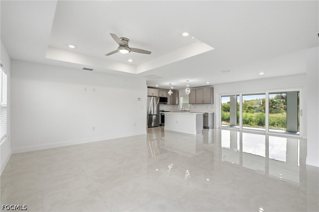 645 Whitmore Loop, Lehigh Acres, FL 33972 photo