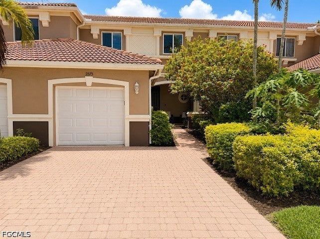 9575 Roundstone Cir, Fort Myers, FL 33967 photo
