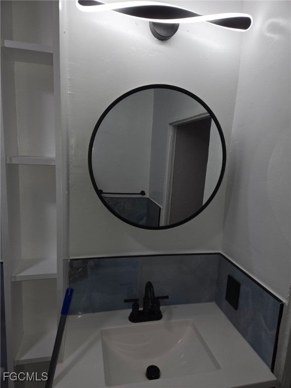 3207 Broadway, Fort Myers, FL 33901 photo