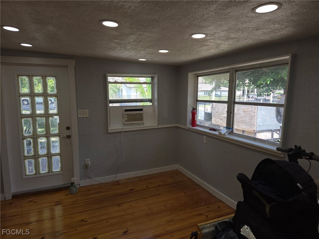 3207 Broadway, Fort Myers, FL 33901 photo