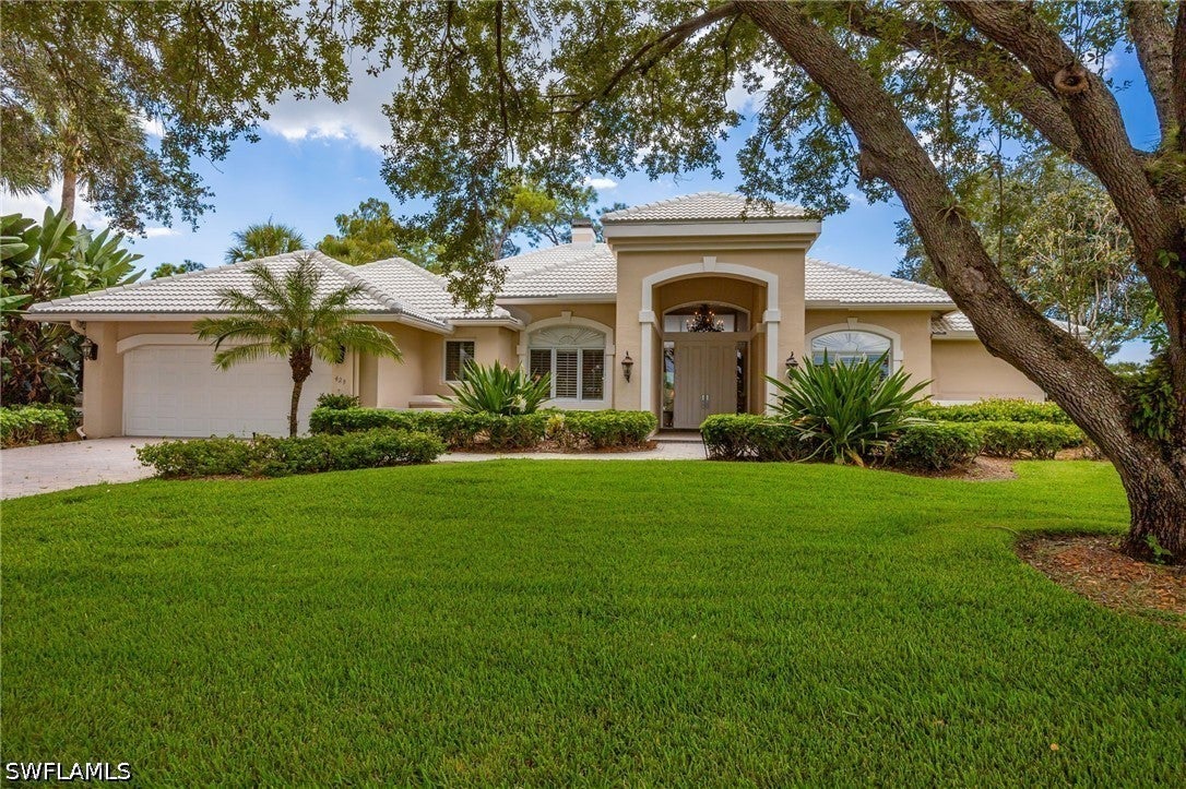429 Rosemeade Ln, Naples, FL 34105