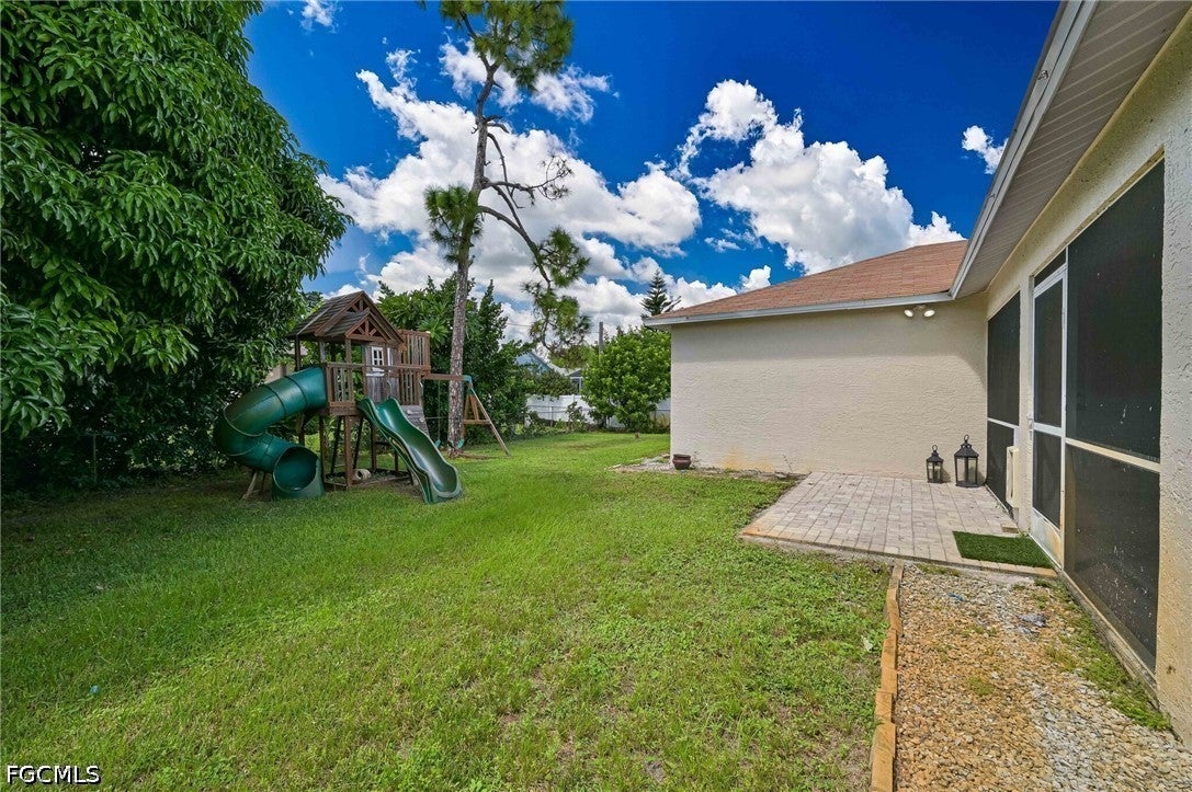 18222 Camellia Rd, Fort Myers, FL 33967 photo
