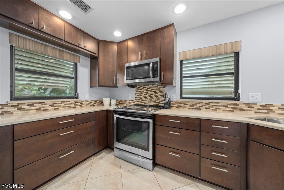 1410 Sand Castle Rd, Sanibel, FL 33957 photo