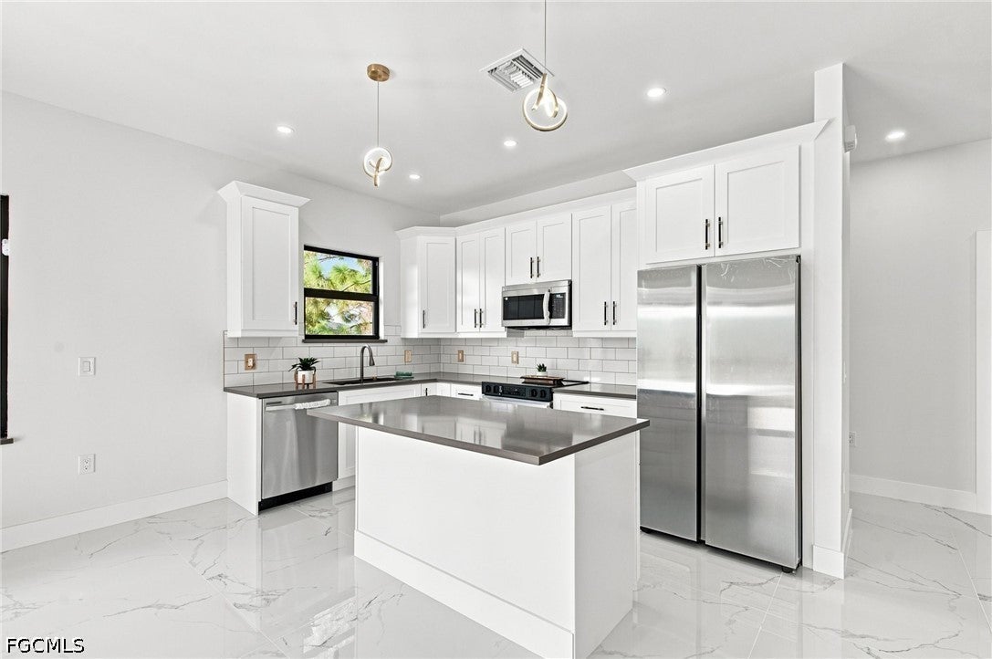 2818 13 St, Lehigh Acres, FL 33976 photo
