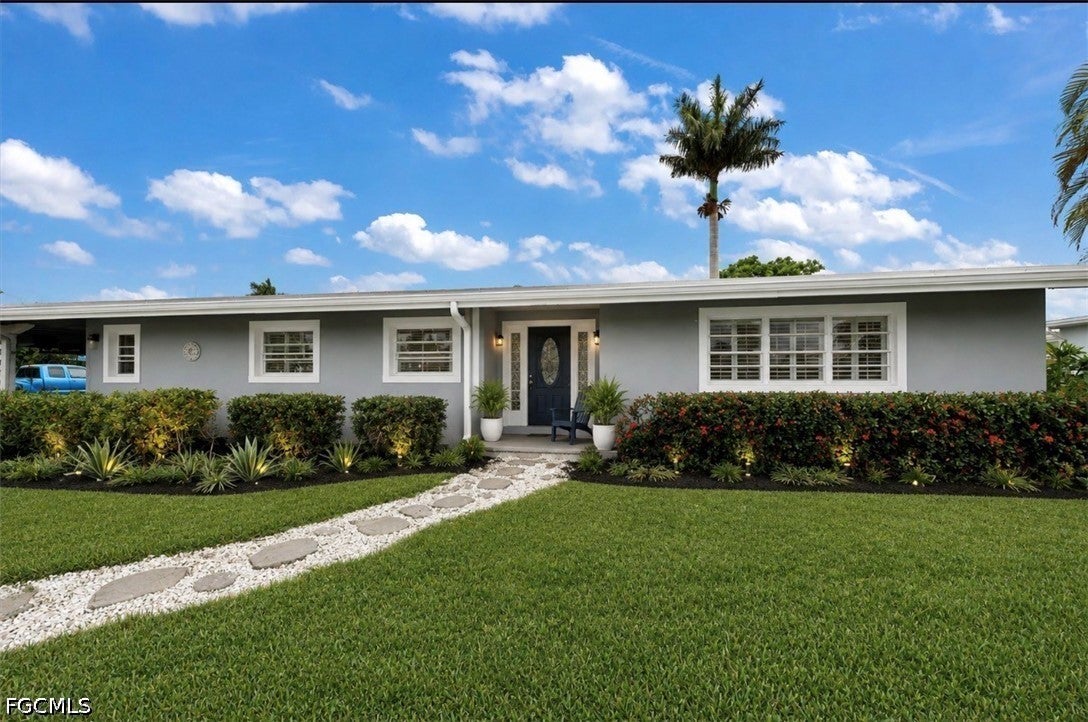1721 Club House Rd, North Fort Myers, FL 33917 photo