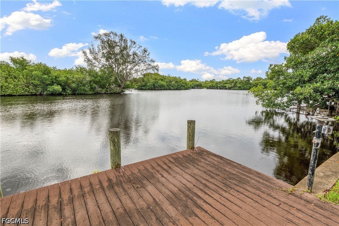 2160 Channel Way, North Fort Myers, FL 33917 photo