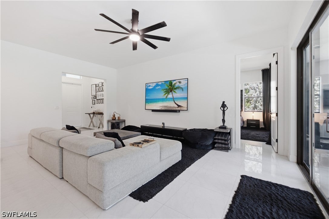 829 16 Ave, Naples, FL 34117