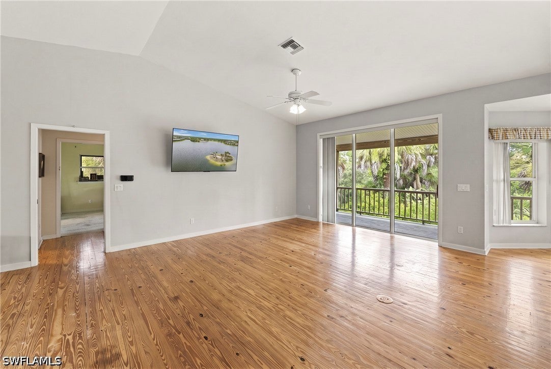 875 20 St, Naples, FL 34120