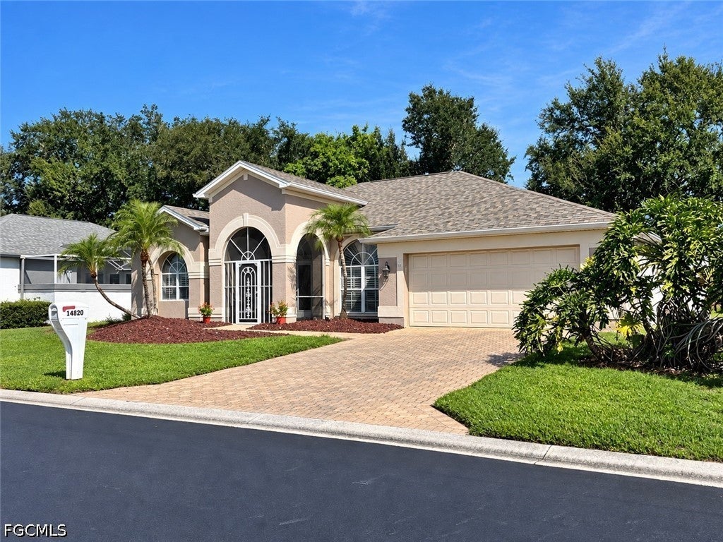 14820 Lake Olive Dr, Fort Myers, FL 33919 photo