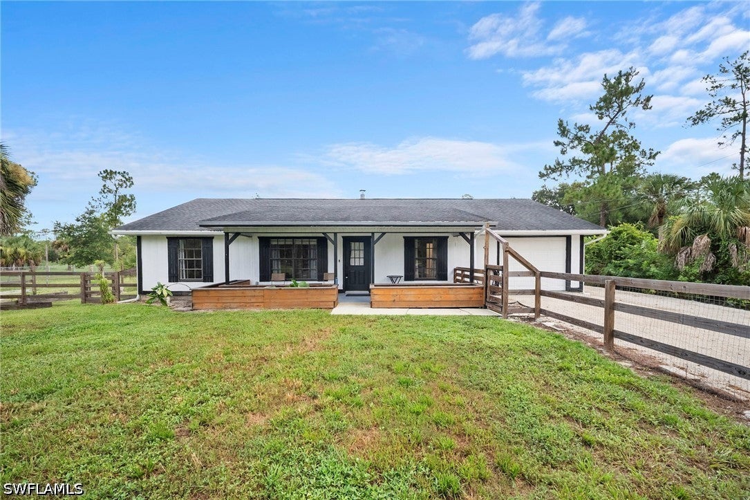 3691 4 Ave, Naples, FL 34120