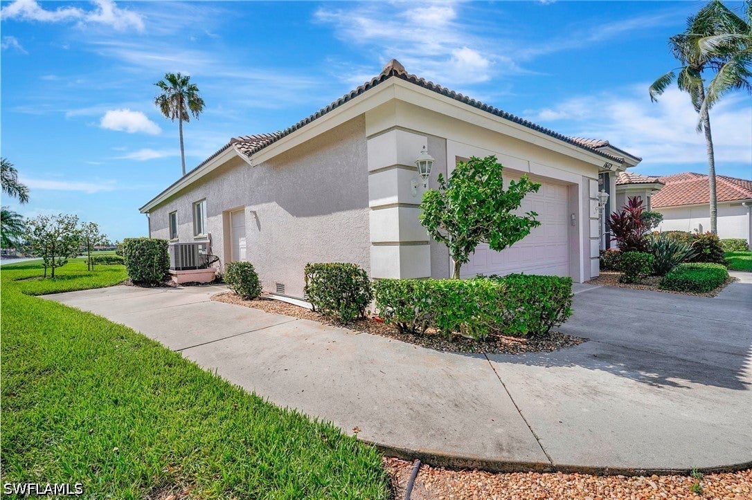 16112 Edgemont Dr, Fort Myers, FL 33908 photo