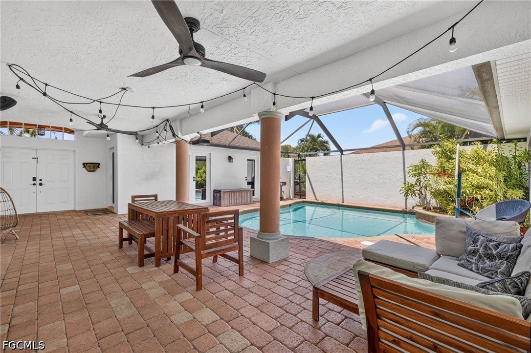 2309 SW 27 St, Cape Coral, FL 33914 photo