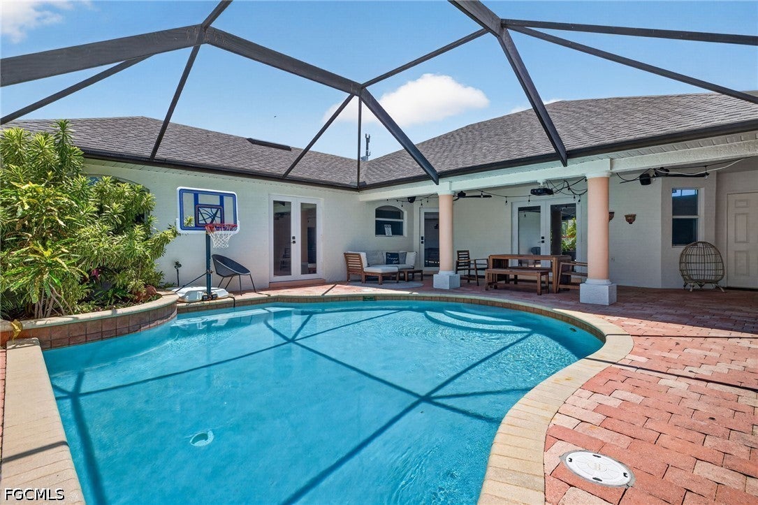 2309 SW 27 St, Cape Coral, FL 33914 photo
