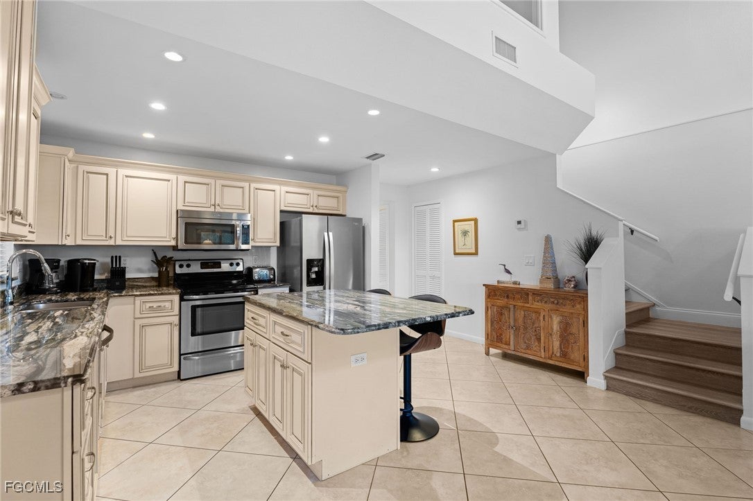 1811 Olde Middle Gulf Dr #14, Sanibel, FL 33957 photo