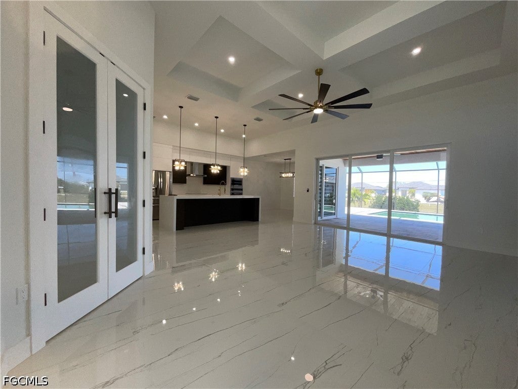 335 SW 31 Pl, Cape Coral, FL 33991 photo