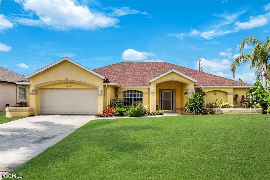 1820 SW 51 St, Cape Coral, FL 33914 photo