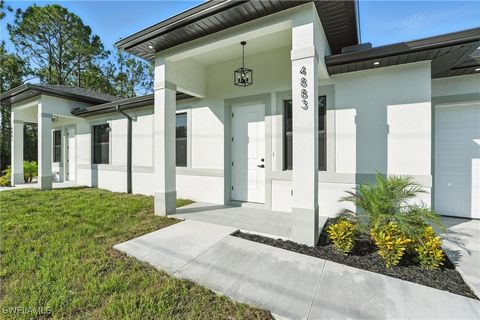 Duplex in Lehigh Acres FL 4881/4883 Leonard Boulevard.jpg