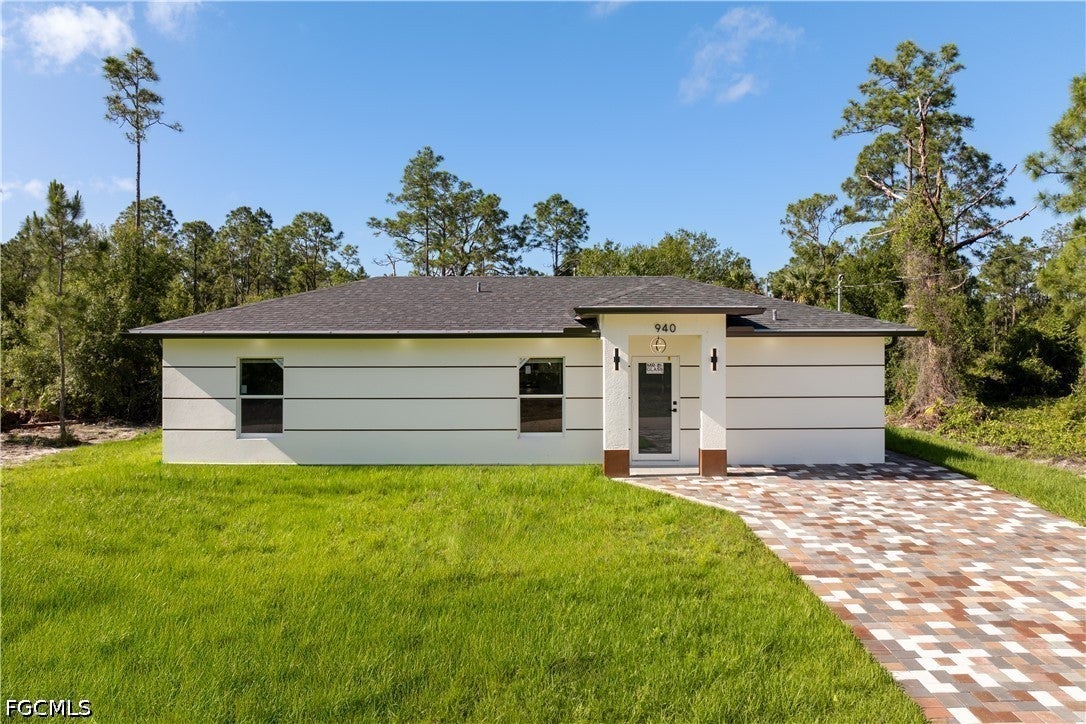 940 Berg St, Lehigh Acres, FL 33974 photo