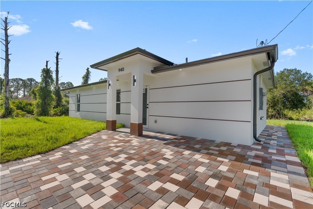940 Berg St, Lehigh Acres, FL 33974 photo