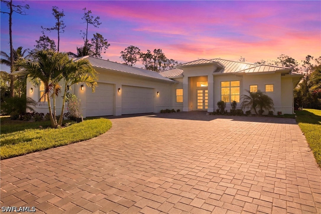 24265 Cock Robin Ln, Bonita Springs, FL 34135