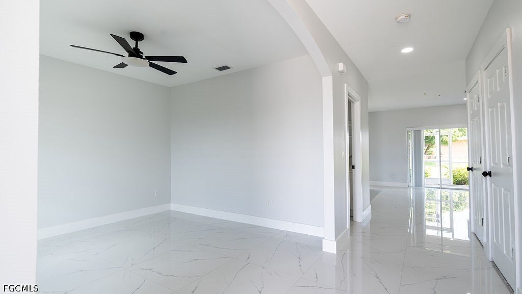 509 SW 27 Terrace, Cape Coral, FL 33914 photo