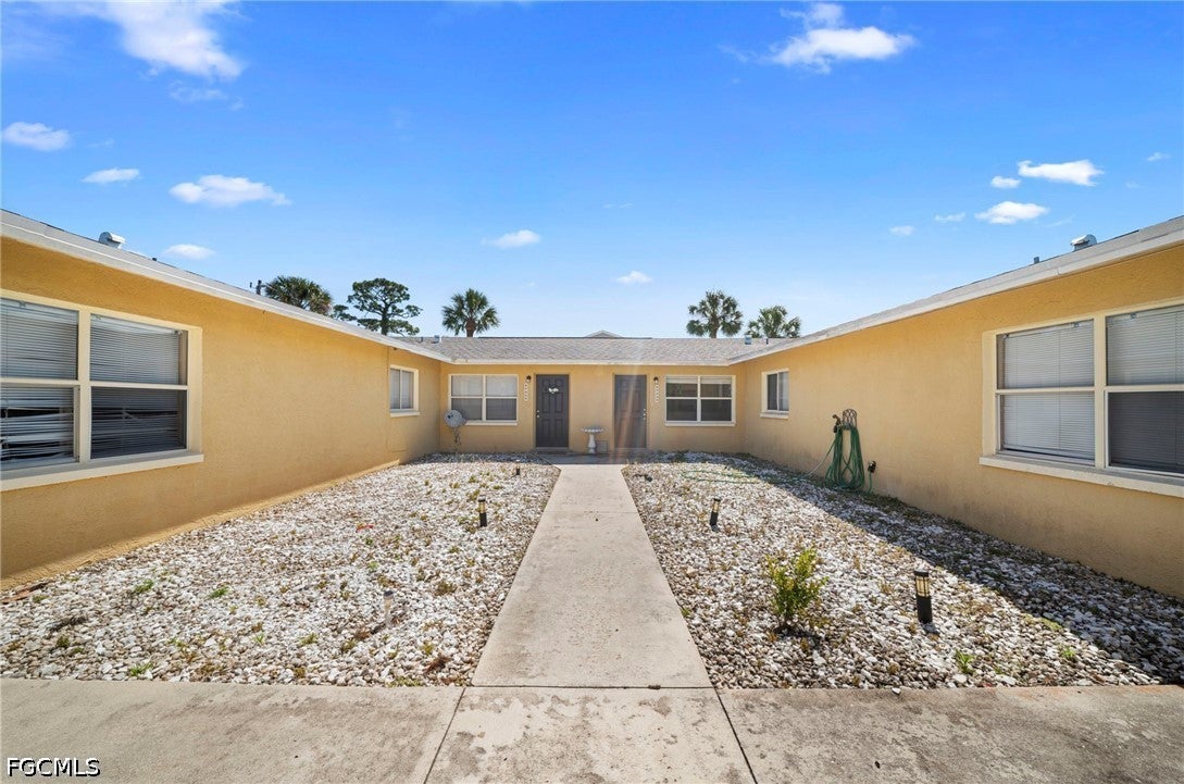13401 Pine Needle Ln, Fort Myers, FL 33908 photo