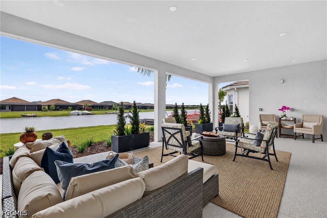 18362 Terracina Dr, Fort Myers, FL 33913 photo