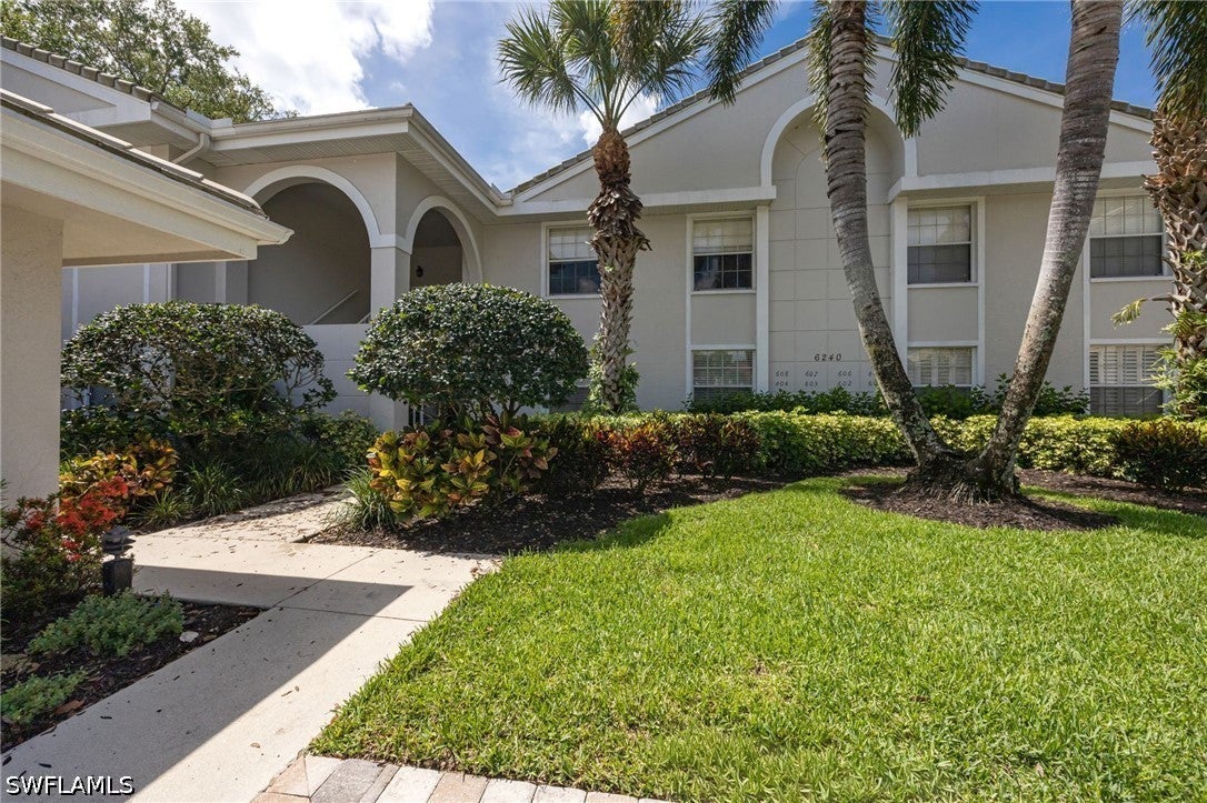 6240 Bellerive Ave, Naples, FL 34119