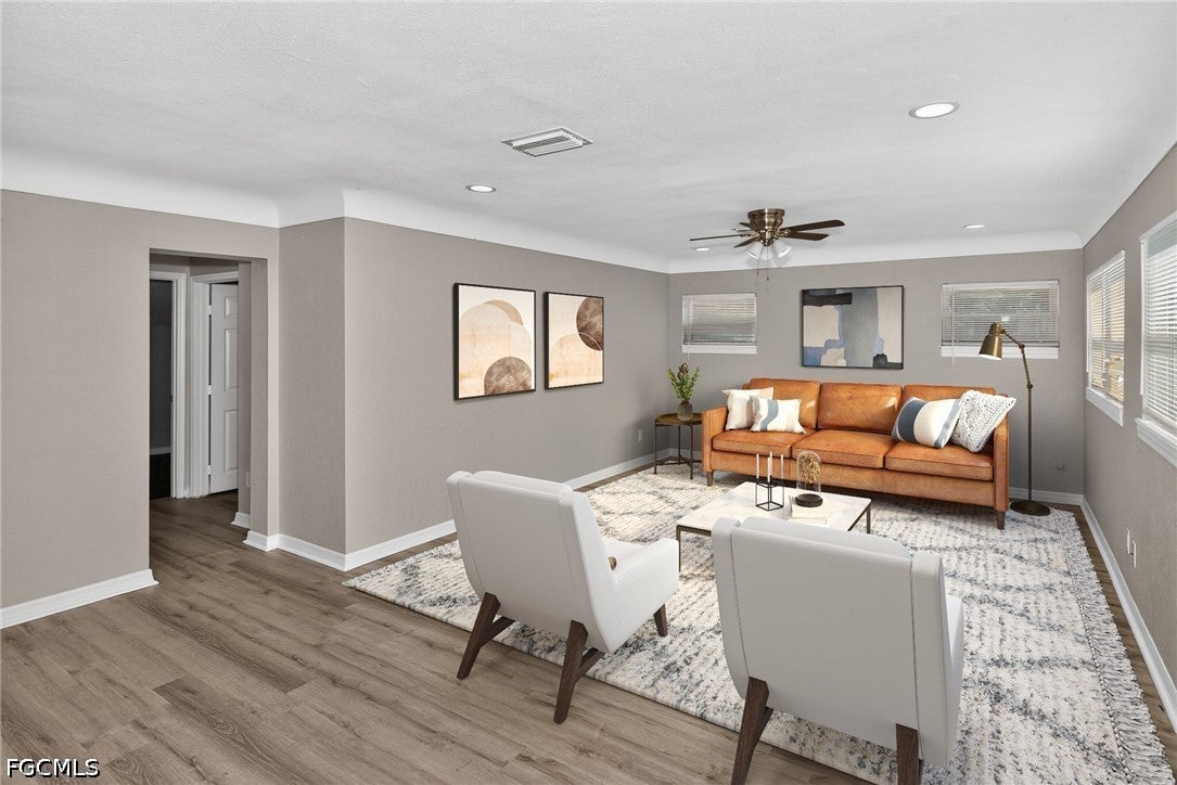 5131 Aragon Way, Saint Petersburg, FL 33705 photo