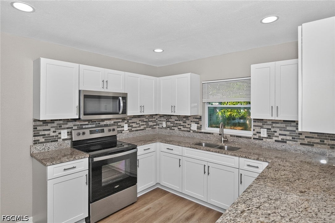 5131 Aragon Way, Saint Petersburg, FL 33705 photo