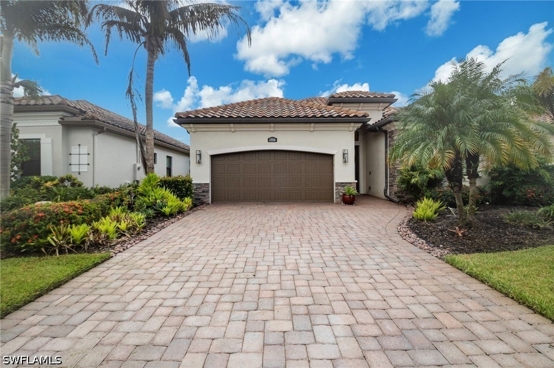 12836 Kinross Ln, Naples, FL 34120